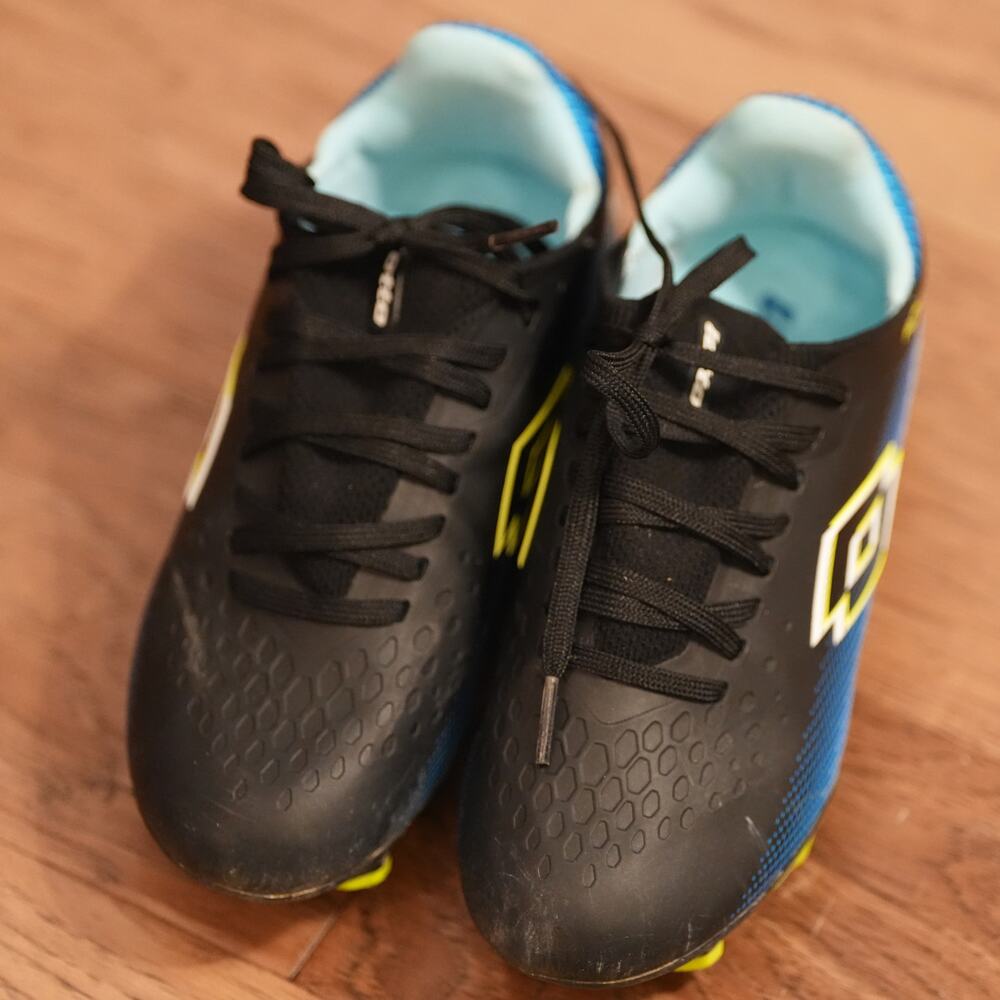 Lotto Little Kids Soccer Cleats - Blue/Black - Size 1